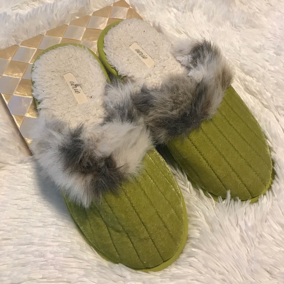 aerie Shoes Aerie Green Slippers With Faux Fur Poshmark